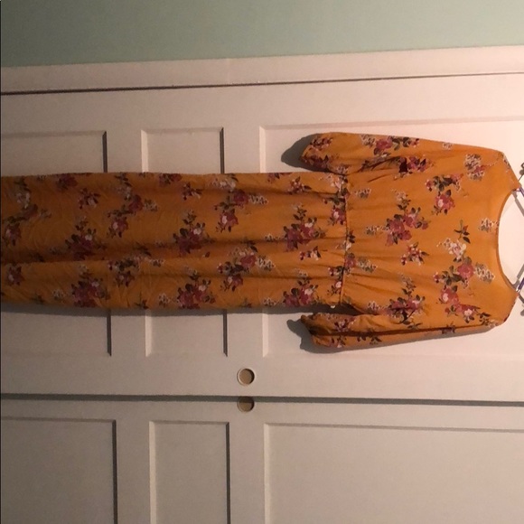 Rue 21 romper - Picture 3 of 3